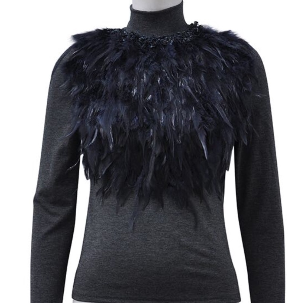 Grey feather top
